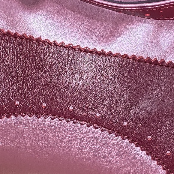 NWT Lovcat Paris Valentine Wingtip Handbag - Picture 2 of 12